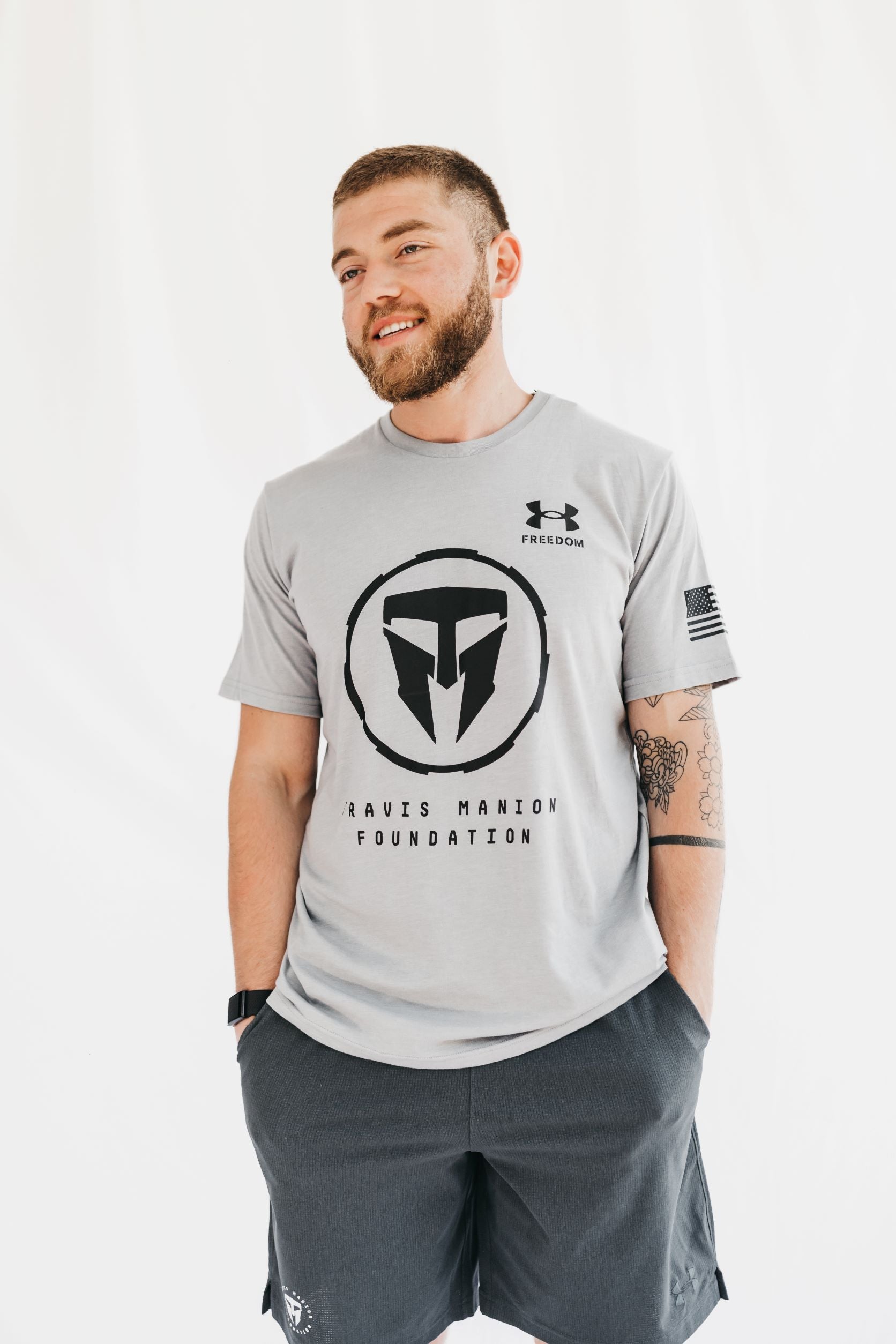 Men's UA Motivator Vented Coach's Shorts- Grey